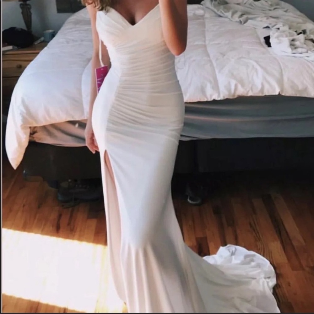 WHITE JOVANI Prom Dress